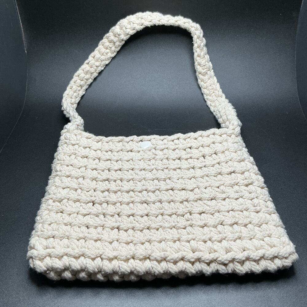 Aerie Cream Crochet 7”x8.5” Crochet Purse, Snap Closure.